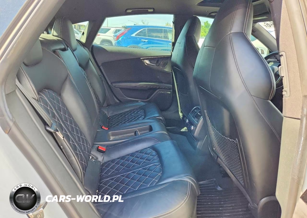 2016 Audi S7 Prestige VIN:WAUW2AFC4GN085821 - 10