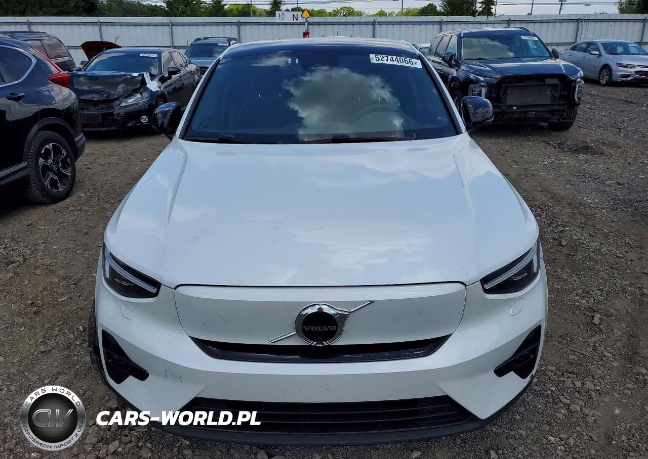 2023 Volvo C40 Recharge Ultimate VIN:YV4ED3GMXP2061095 - 5