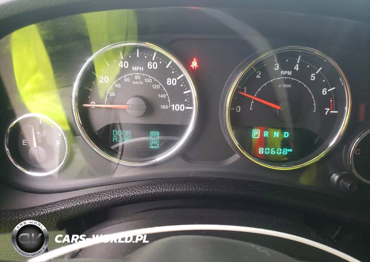 2014 Jeep Wrangler Sahara VIN:1C4GJWBG4EL326589 - 9