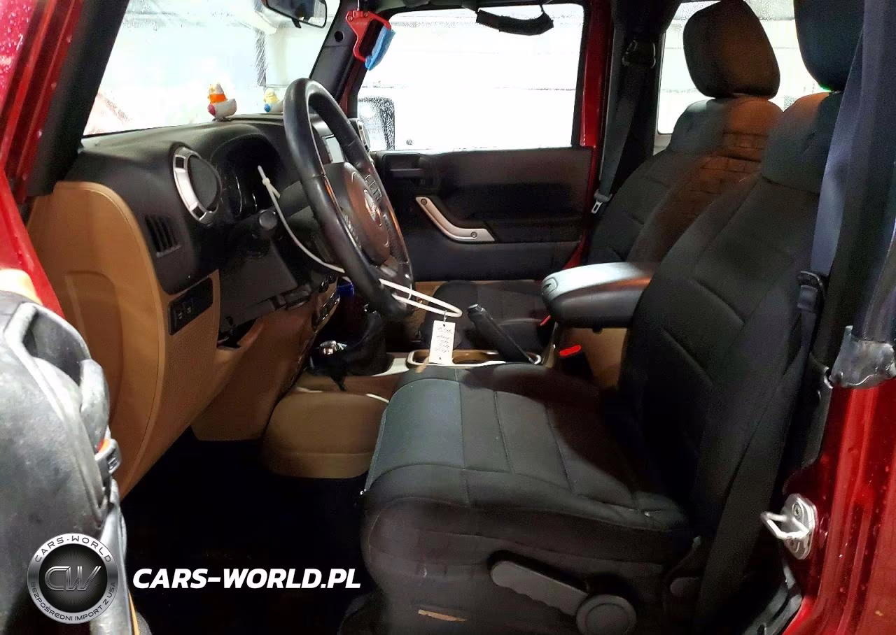 2012 Jeep Wrangler Rubicon VIN:1C4HJWCG3CL246734 - 7