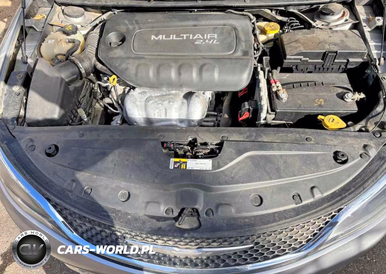 2015 Chrysler 200 C VIN:1C3CCCCB9FN734803 - 7