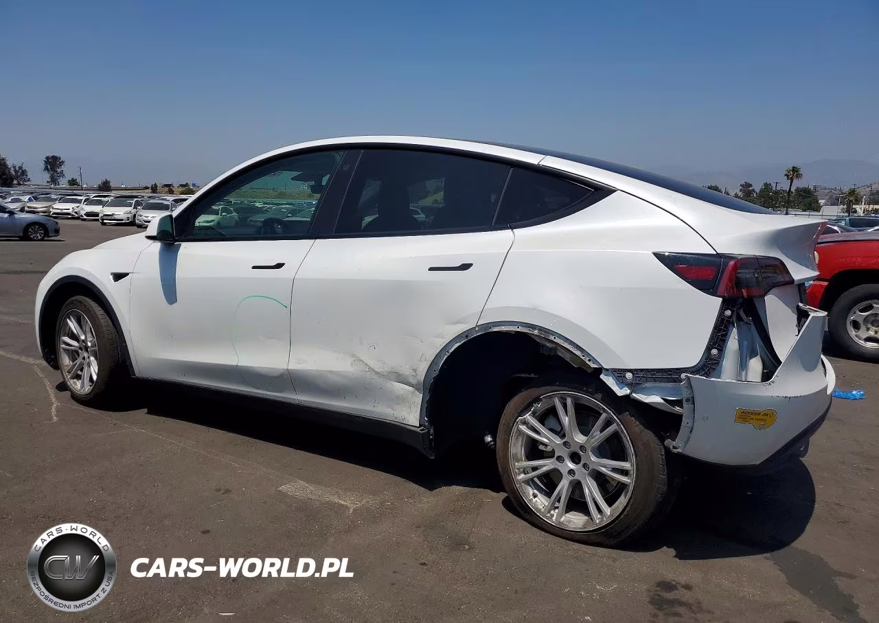 2021 Tesla Model Y VIN:5YJYGDEE4MF214992 - 2