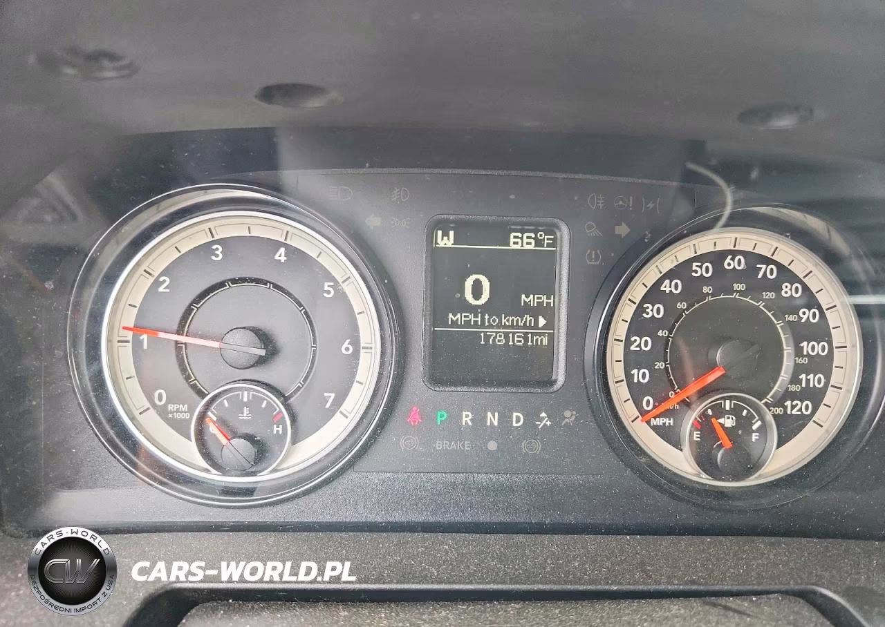 2018 Ram 1500 Slt VIN:1C6RR7GG6JS306965 - 9