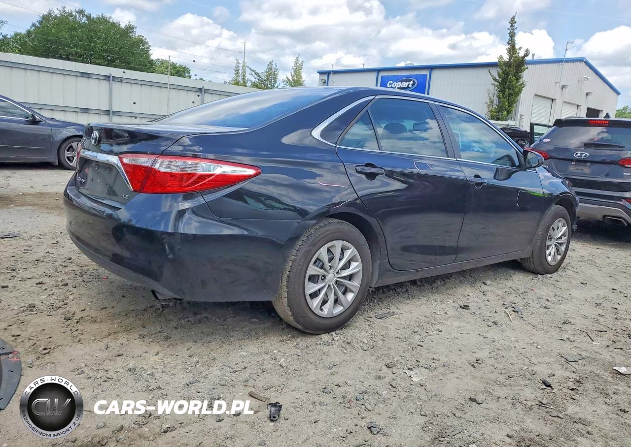2016 Toyota Camry Le VIN:4T1BF1FK8GU145162 - 3
