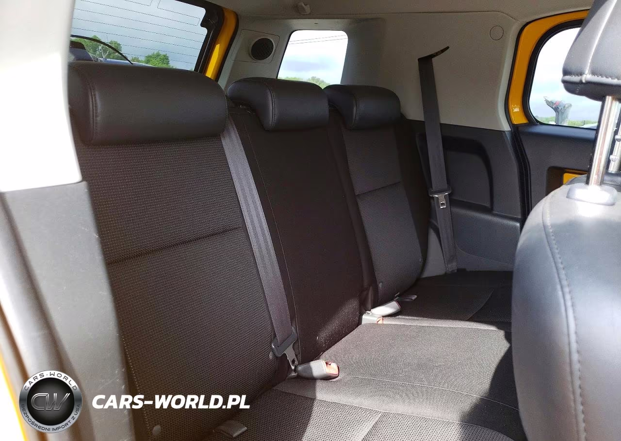 2008 Toyota Fj Cruiser Base VIN:JTEBU11F48K012590 - 10