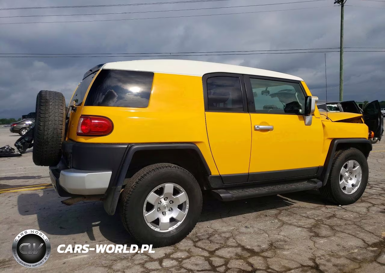 2008 Toyota Fj Cruiser Base VIN:JTEBU11F48K012590 - 3