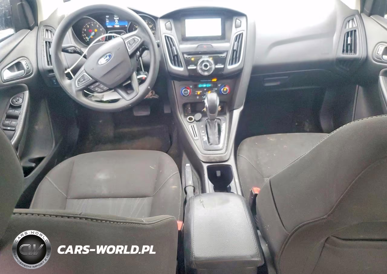2017 Ford Focus Sel VIN:1FADP3H28HL244466 - 8