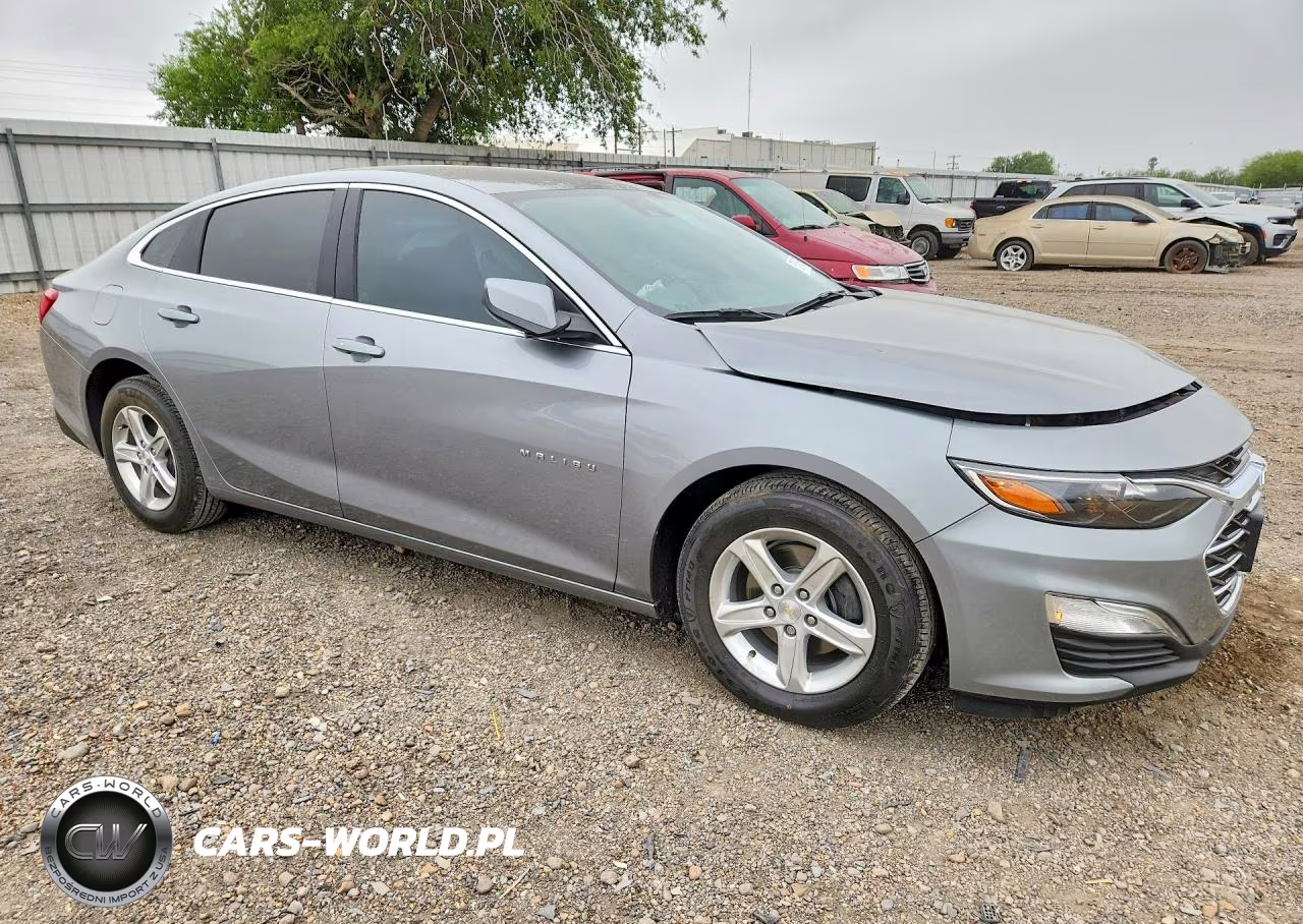 2025 Chevrolet Malibu Ls VIN:1G1ZB5ST2SF108926 - 4
