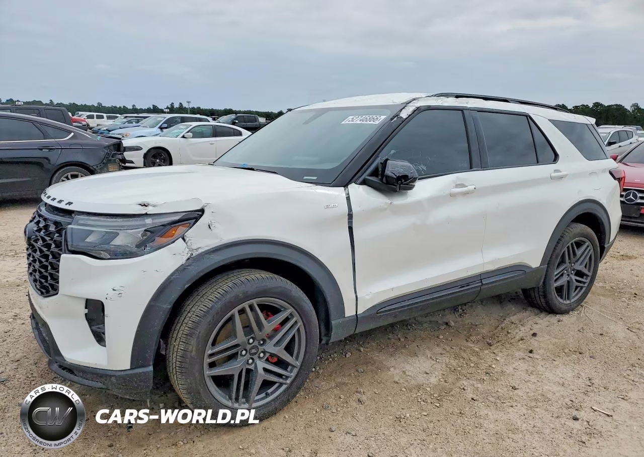 2025 Ford Explorer St-Line