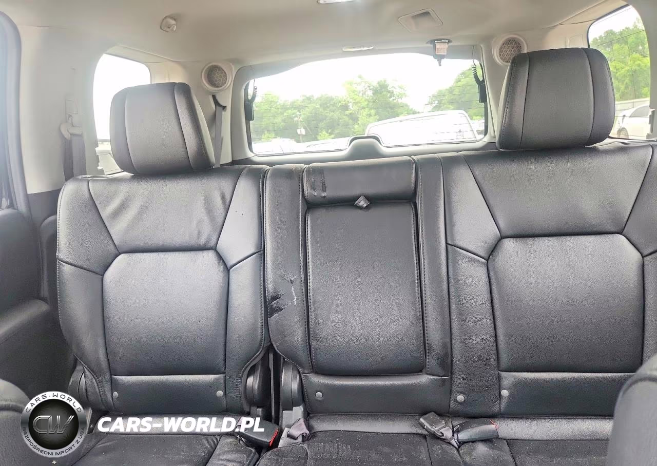 2013 Honda Pilot Touring VIN:5FNYF4H95DB042084 - 10