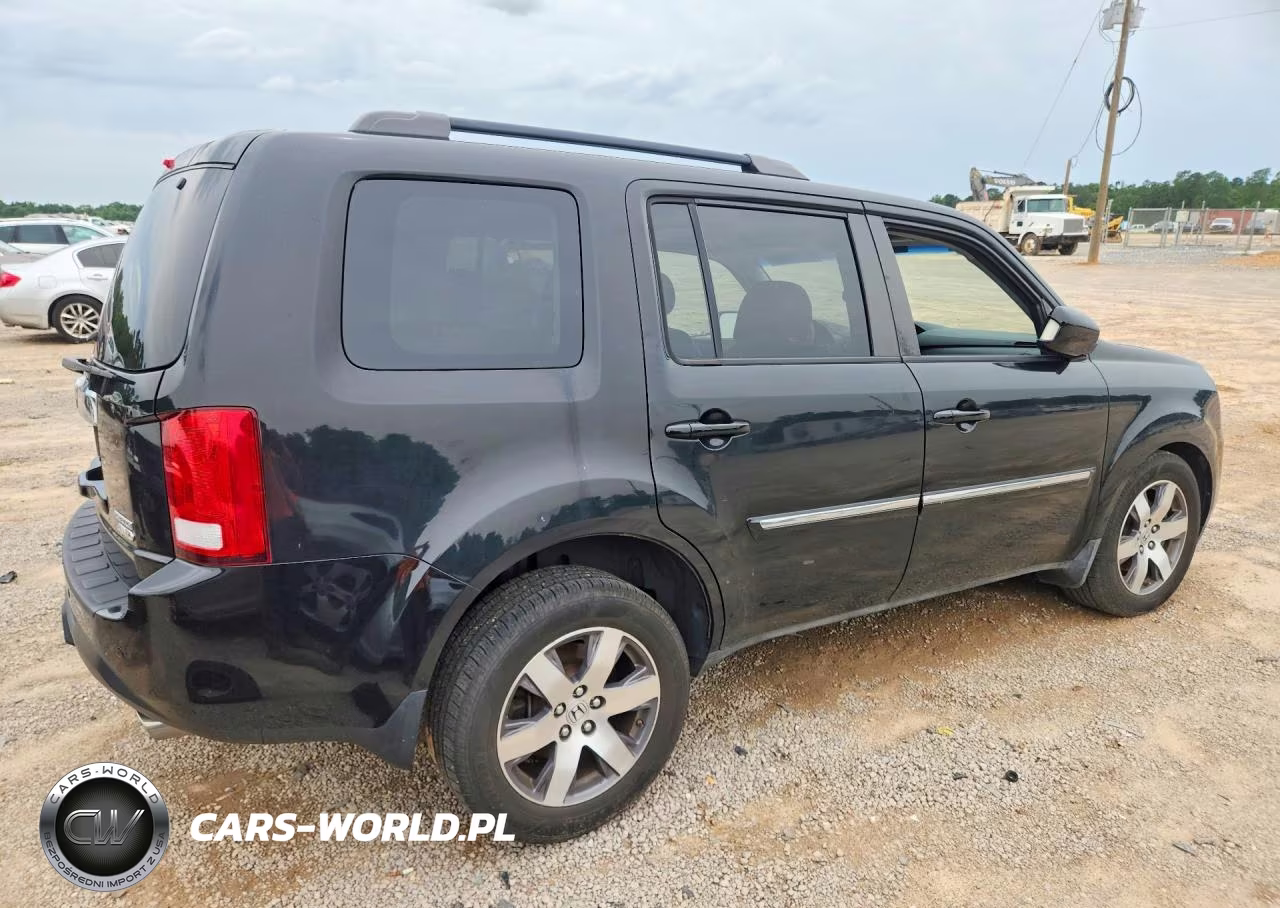 2013 Honda Pilot Touring VIN:5FNYF4H95DB042084 - 3
