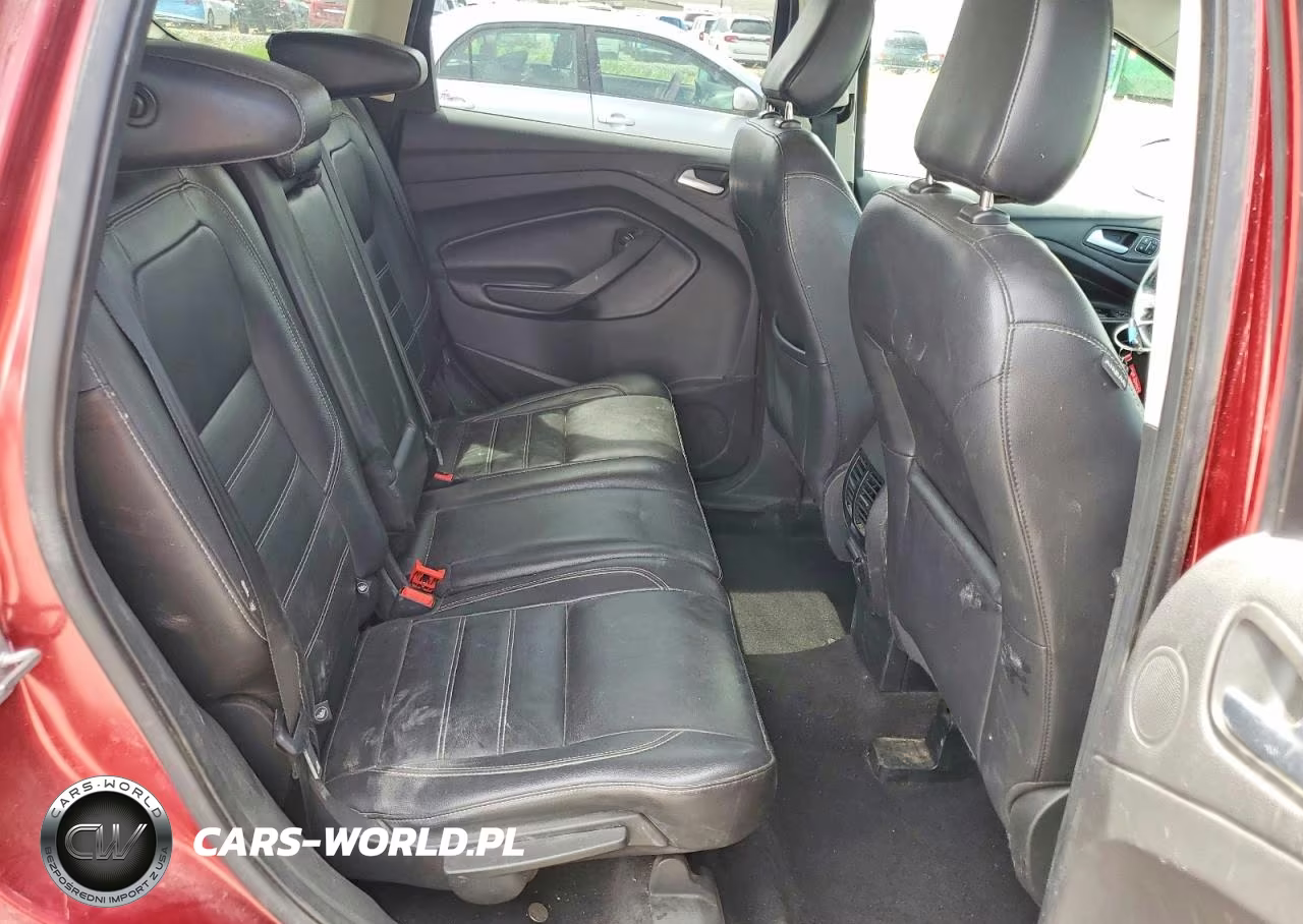 2019 Ford Escape Titanium VIN:1FMCU9J91KUA05671 - 10