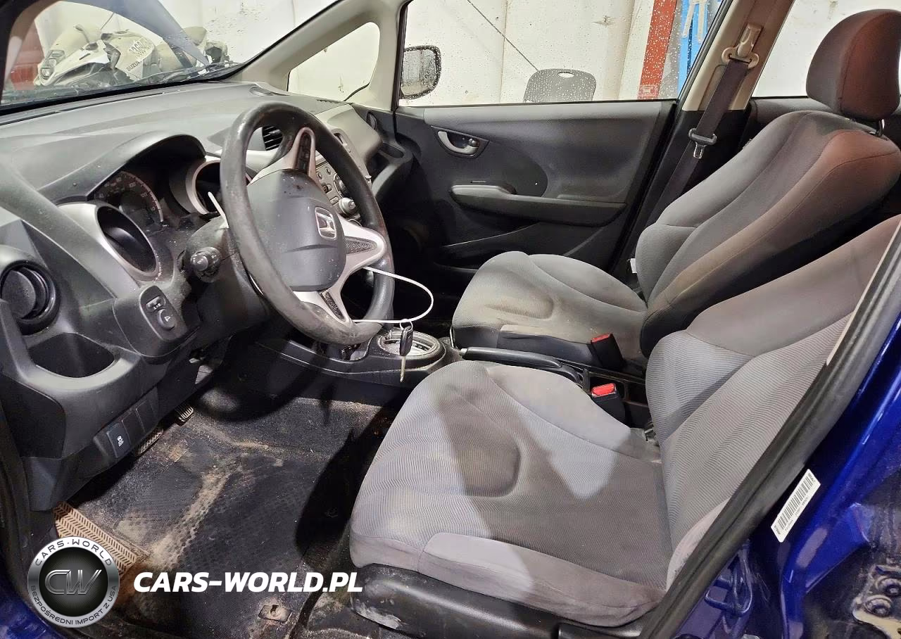 2013 Honda Fit VIN:JHMGE8H38DC017399 - 7