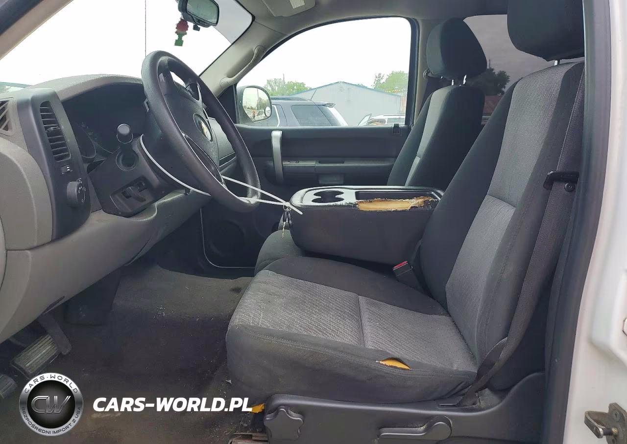 2008 Chevrolet Silverado C1500 VIN:3GCEC13CX8G301892 - 7
