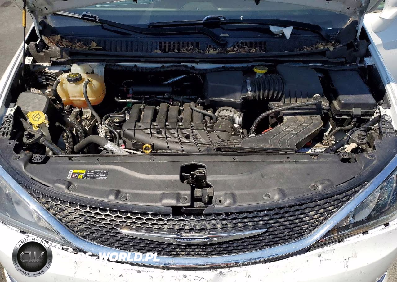 2017 Chrysler Pacifica Touring L VIN:2C4RC1BG3HR587844 - 12