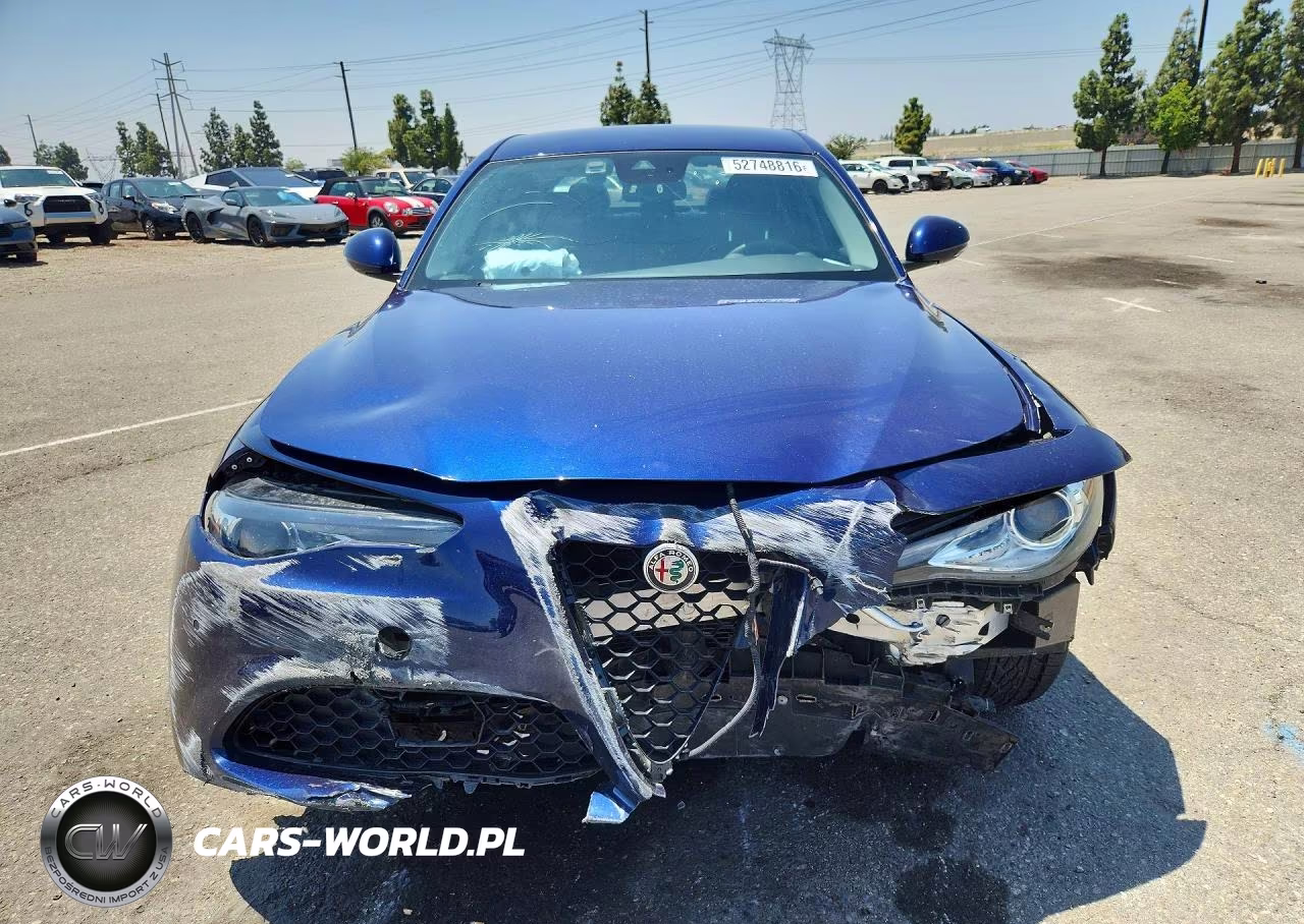2019 Alfa Romeo Giulia Ti VIN:ZARFAMBNXK7604078 - 5