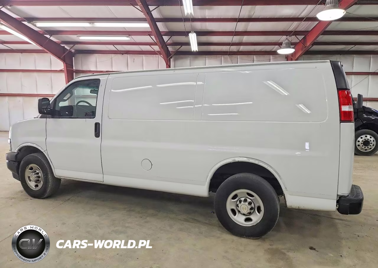 2022 Chevrolet Express 25 VIN:1GCWGAFP8N1173749 - 2