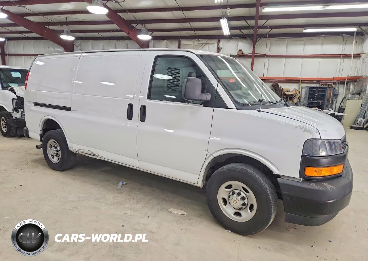 2022 Chevrolet Express 25 VIN:1GCWGAFP8N1173749 - 4