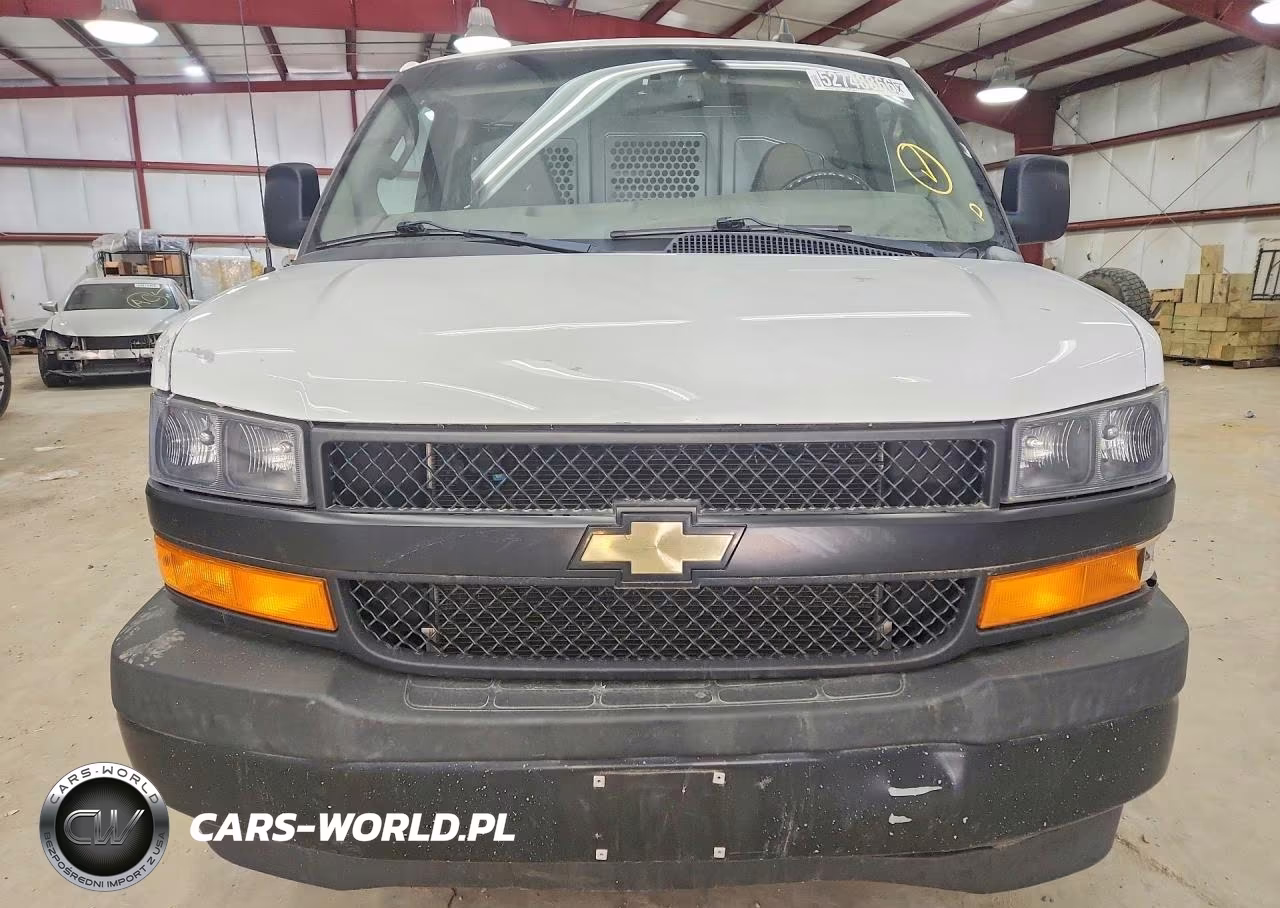 2022 Chevrolet Express 25 VIN:1GCWGAFP8N1173749 - 5
