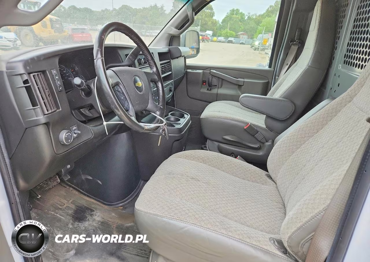 2022 Chevrolet Express 25 VIN:1GCWGAFP8N1173749 - 7