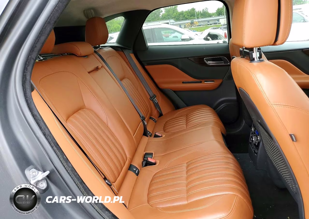 2018 Jaguar F-Pace Portfolio VIN:SADCN2GX0JA327561 - 11