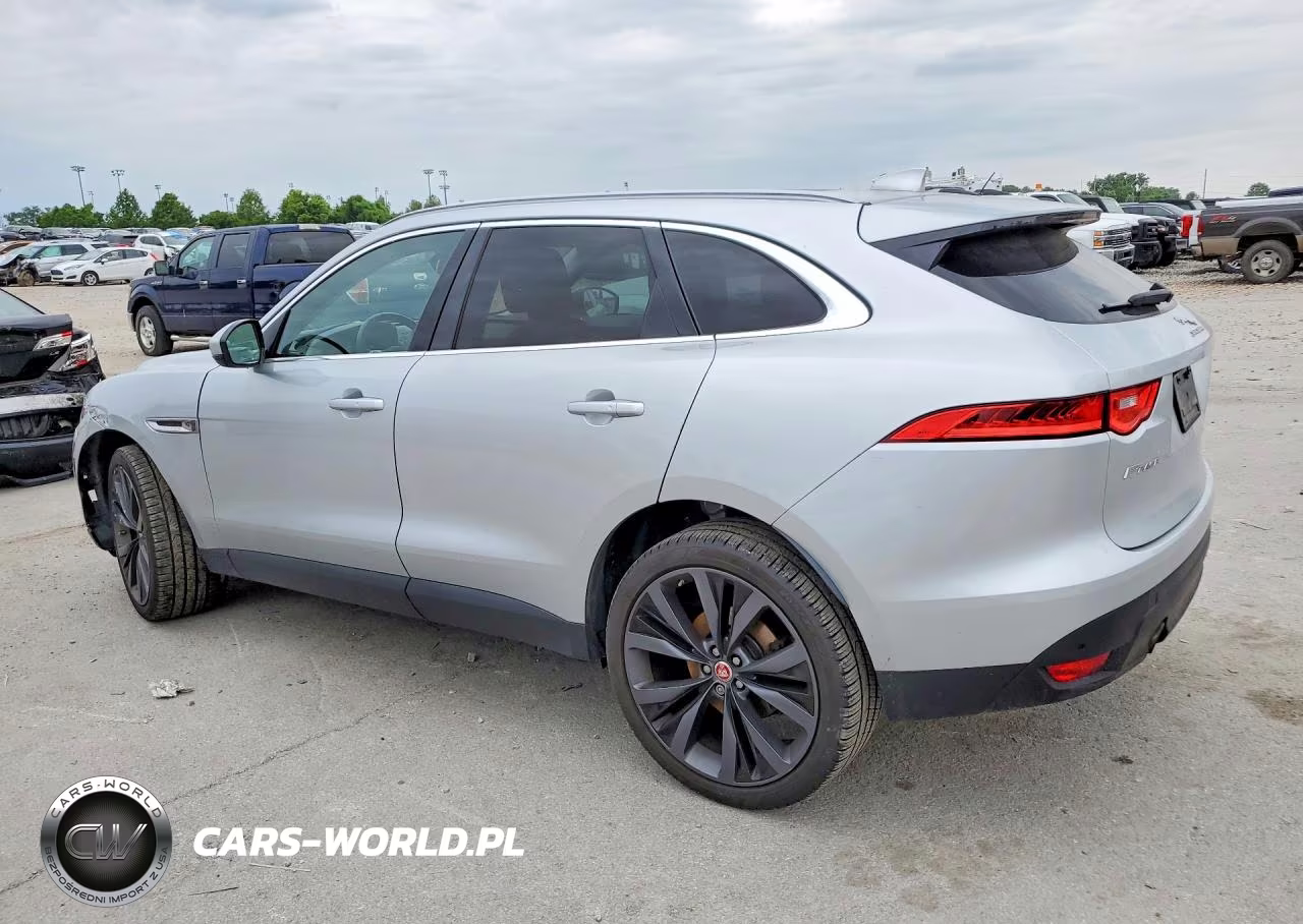 2018 Jaguar F-Pace Portfolio VIN:SADCN2GX0JA327561 - 2
