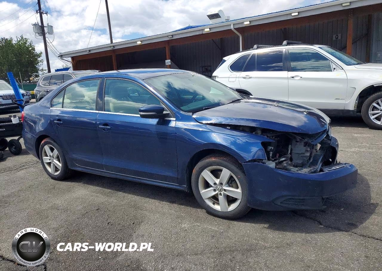 2013 Volkswagen Jetta Tdi VIN:3VW3L7AJ4DM445572 - 4
