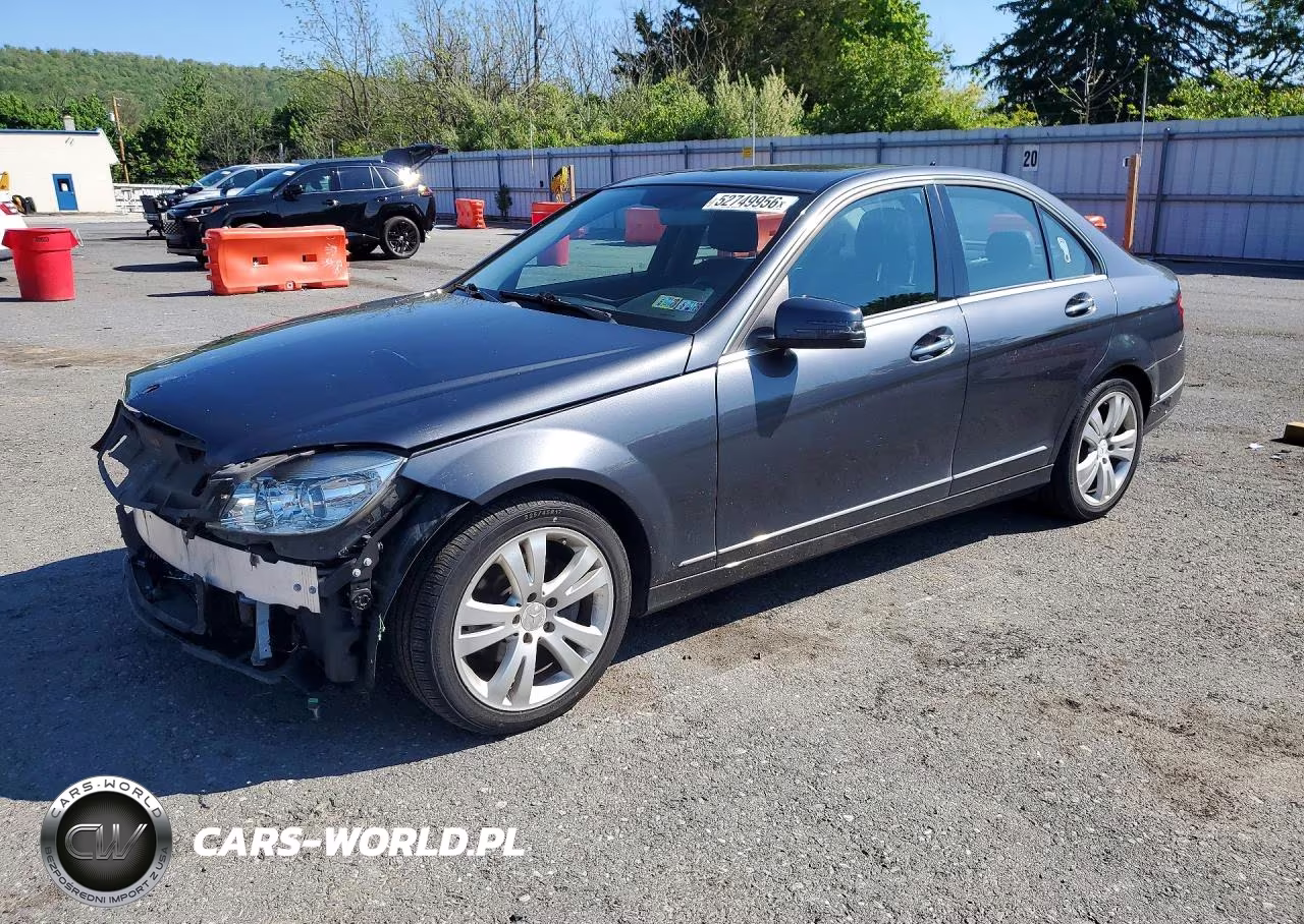 2010 Mercedes-Benz C 300 4Matic – zdjęcie 1 z 13