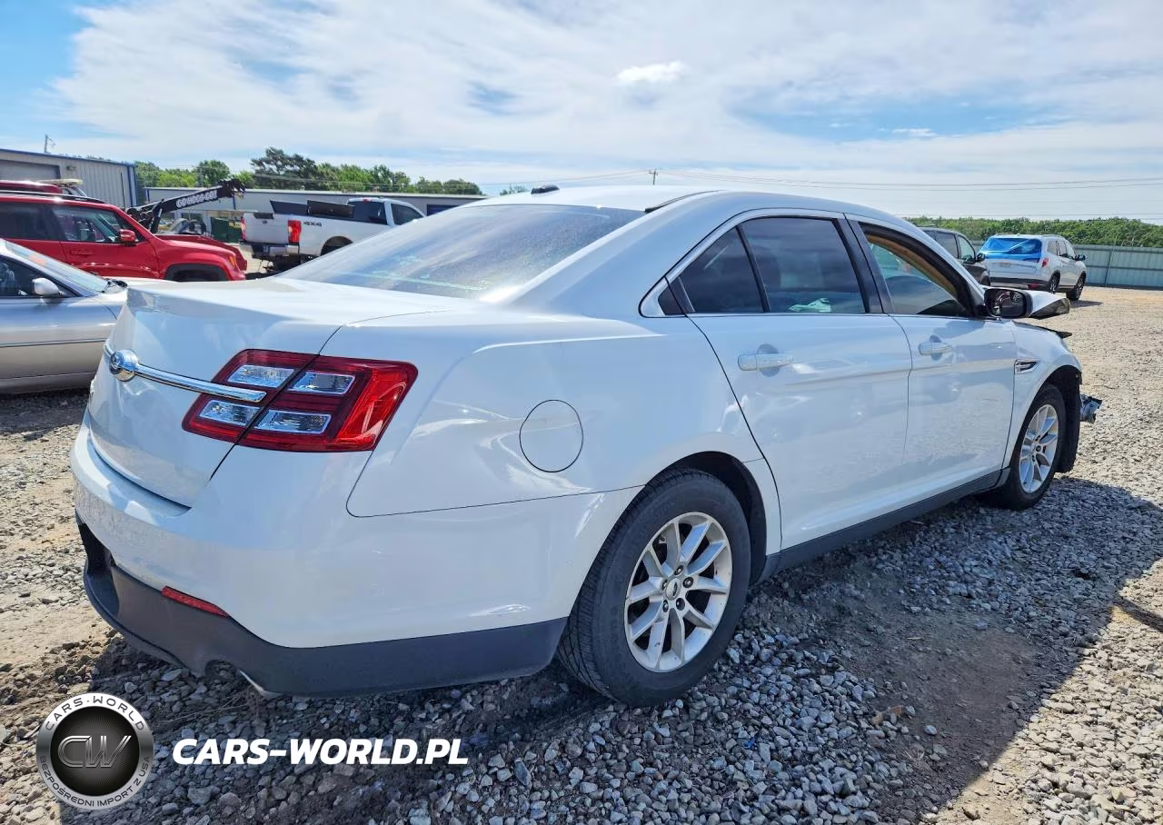 2015 Ford Taurus Se VIN:1FAHP2D89FG113669 - 3
