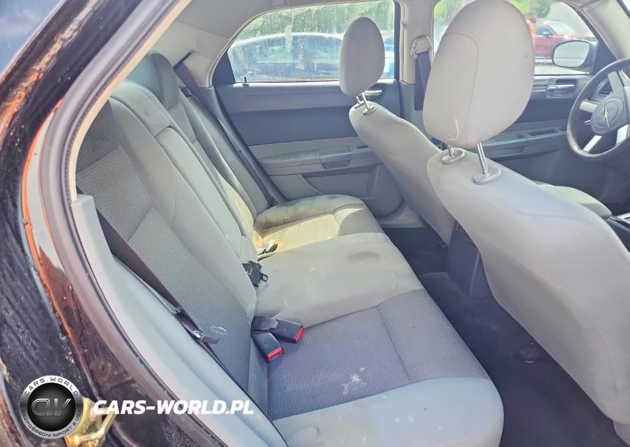 2005 Chrysler 300 VIN:2C3JA43R45H623406 - 10
