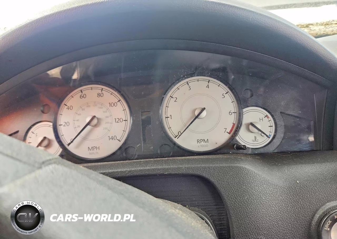 2005 Chrysler 300 VIN:2C3JA43R45H623406 - 9