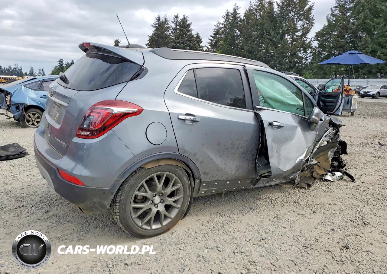 2019 Buick Encore Sport Touring VIN:KL4CJ2SB5KB804610 - 3