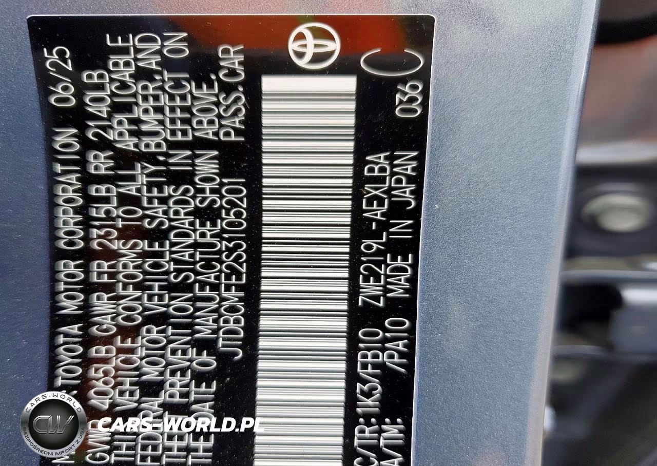 2025 Toyota Corolla Hybrid Le VIN:JTDBCMFE2S3105201 - 12