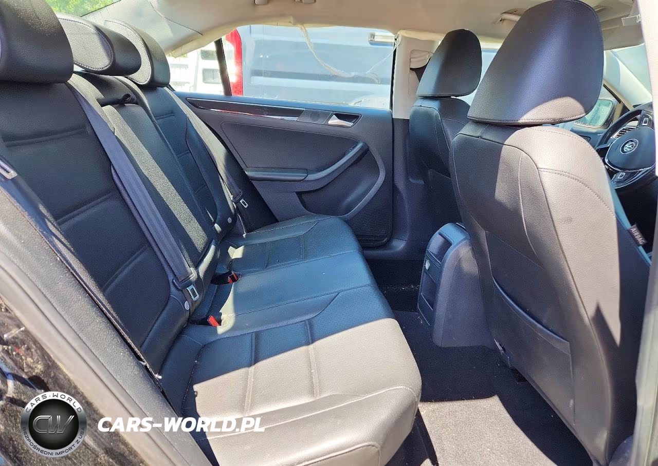 2015 Volkswagen Jetta Tdi VIN:3VWLA7AJ1FM263739 - 10