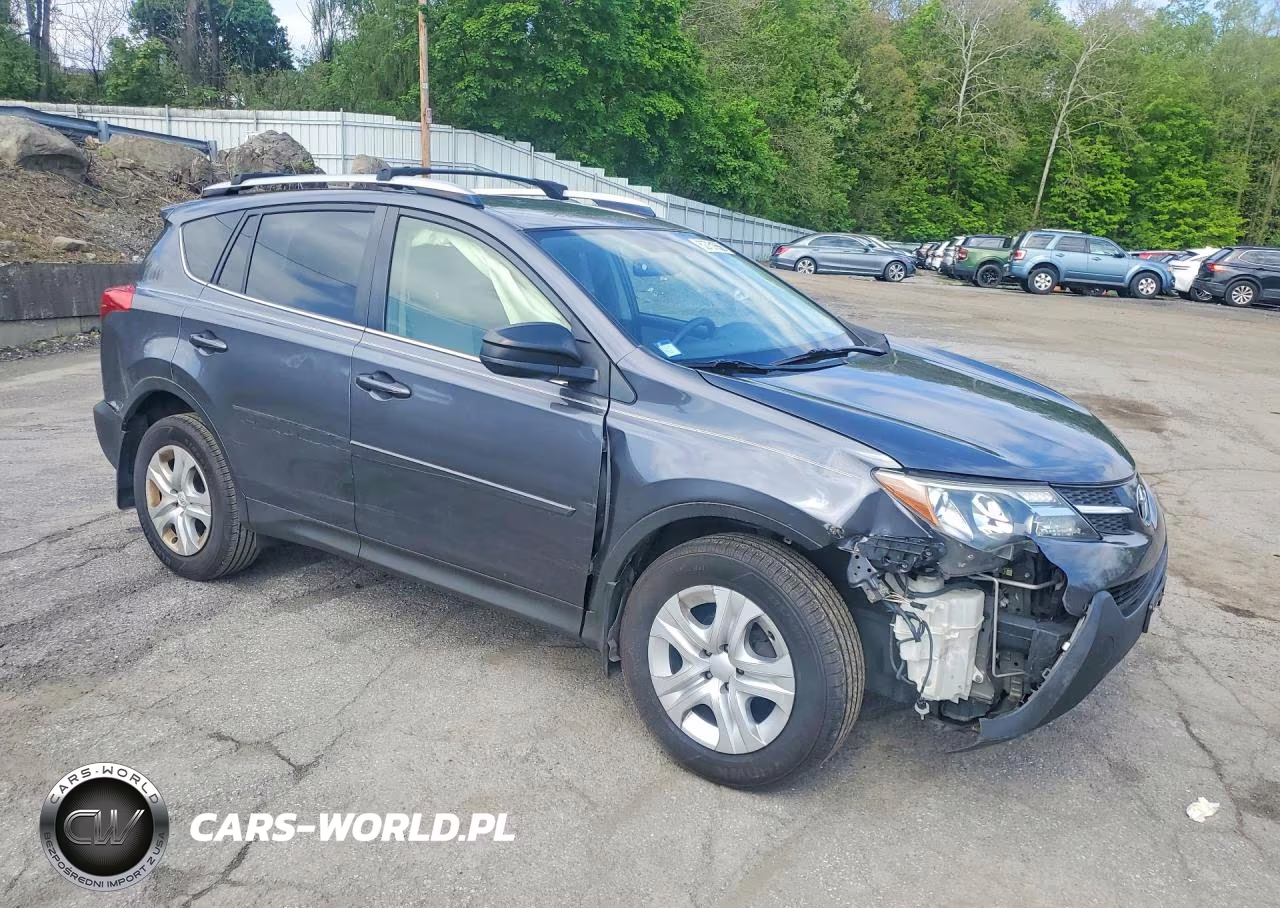 2015 Toyota Rav4 Le VIN:JTMBFREV2FD159684 - 4