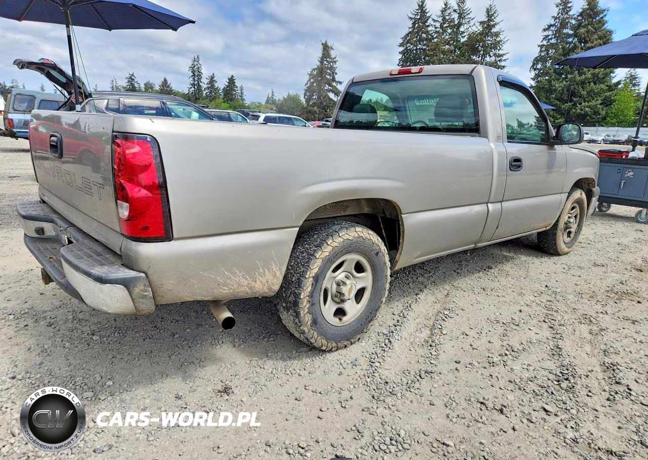2003 Chevrolet Silverado C1500 VIN:1GCEC14X23Z119355 - 3