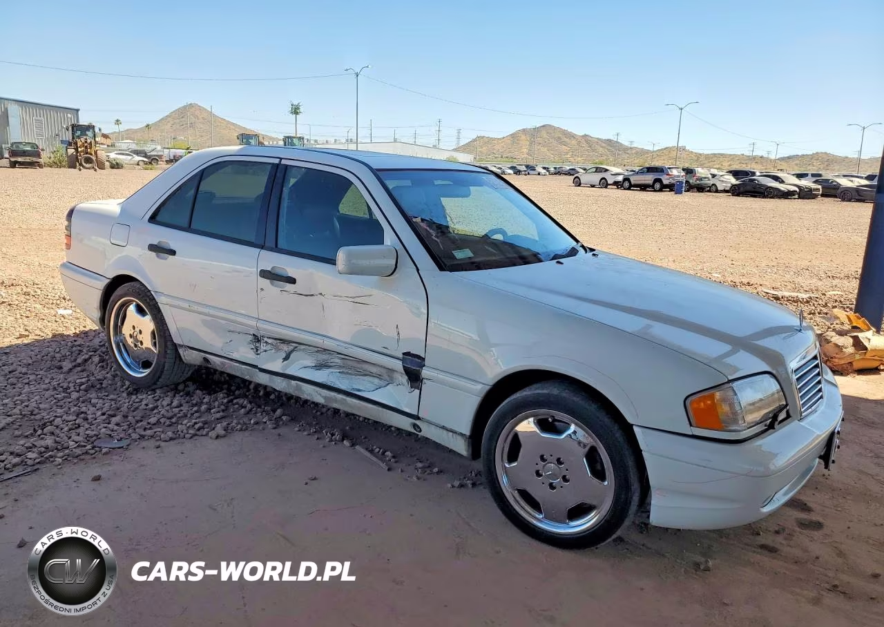 1999 Mercedes-Benz C 43 VIN:WDBHA33G2XF850129 - 4