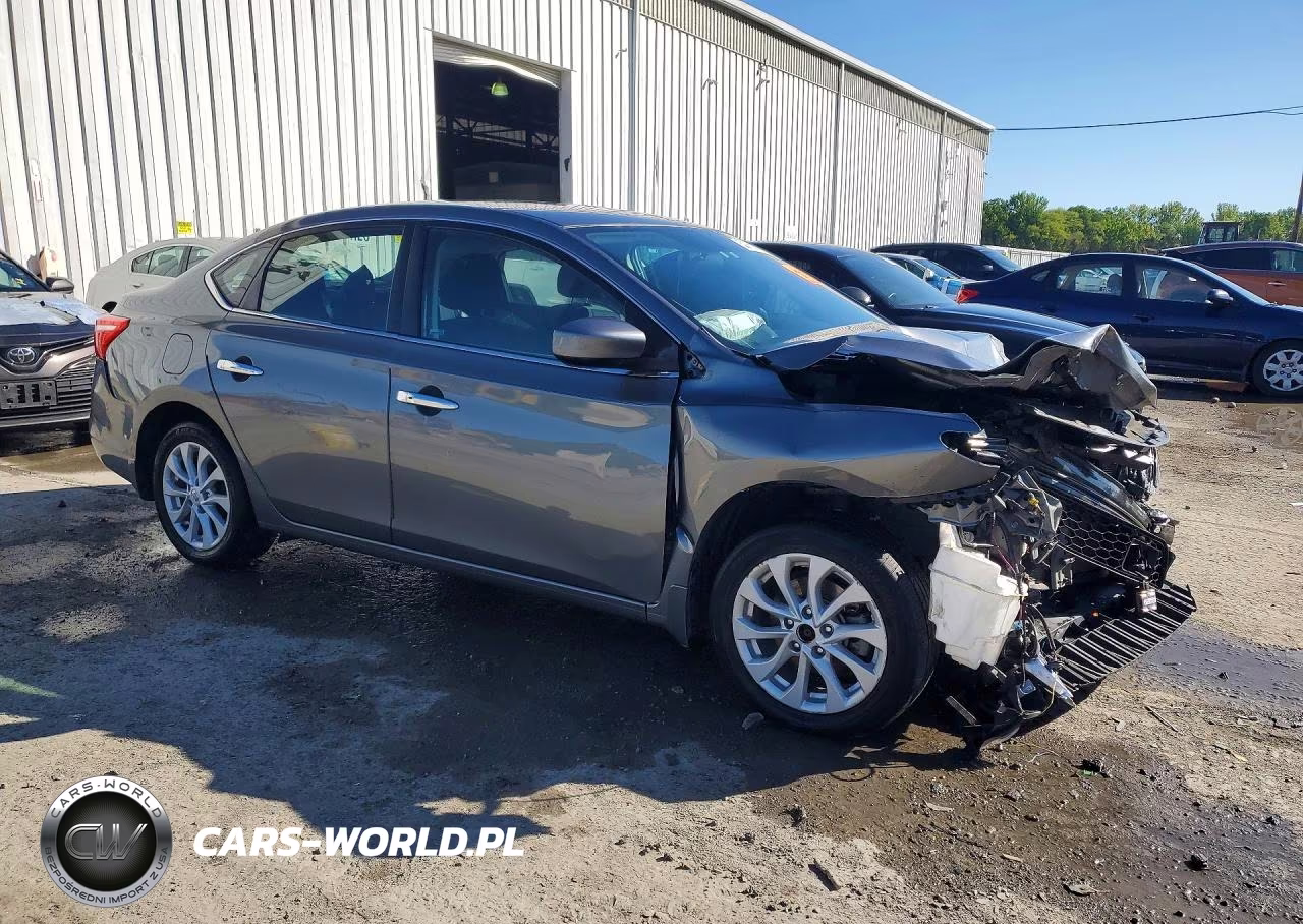 2018 Nissan Sentra Sv VIN:3N1AB7AP4JY213174 - 4