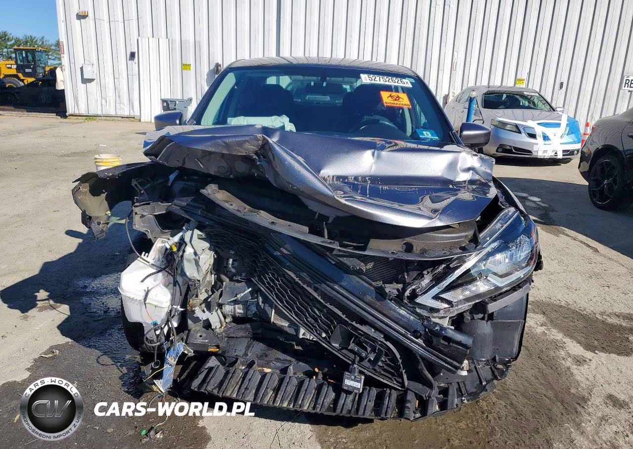 2018 Nissan Sentra Sv VIN:3N1AB7AP4JY213174 - 5