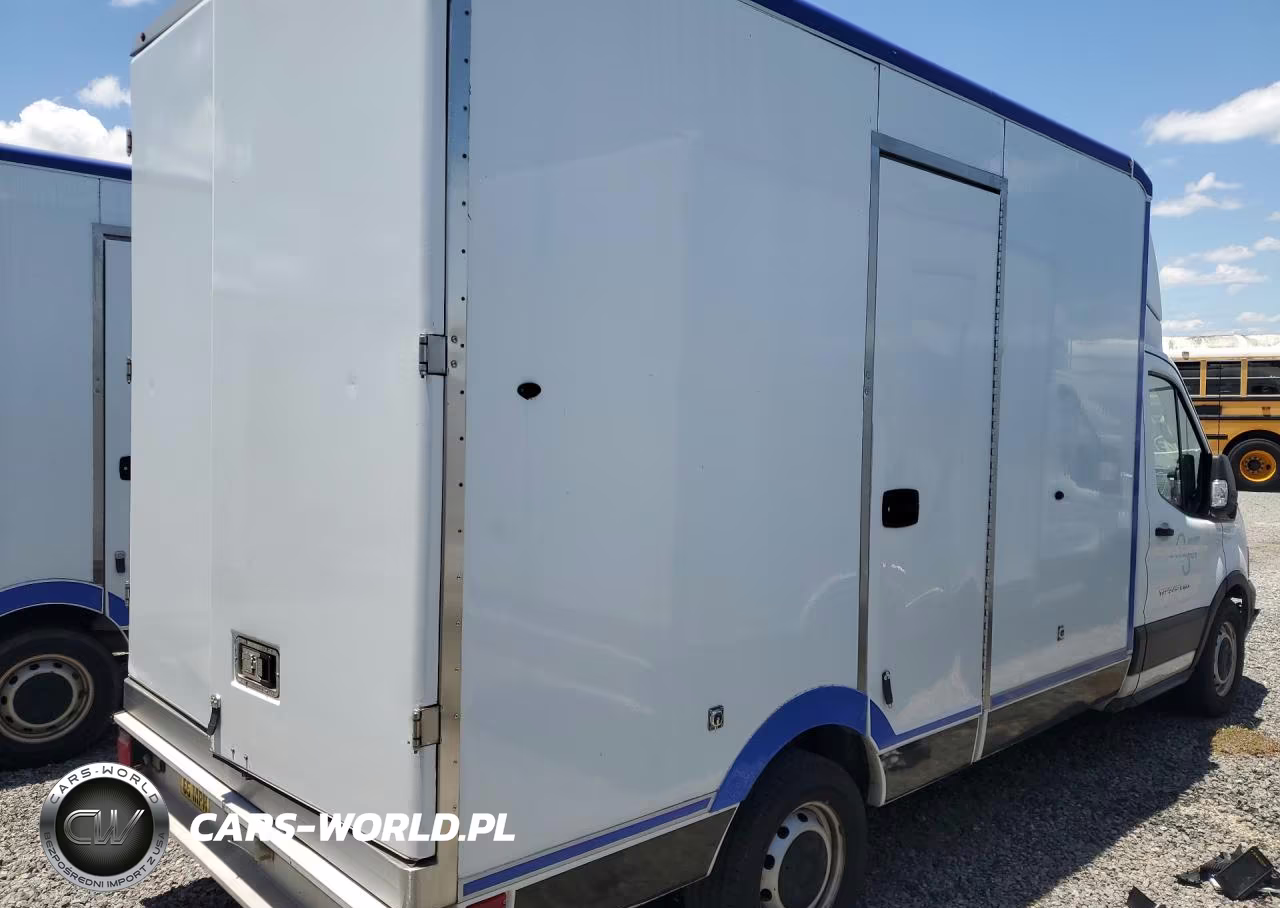 2021 Ford Transit Delivery Truck VIN:1FDBW5Z83MKA84317 - 3