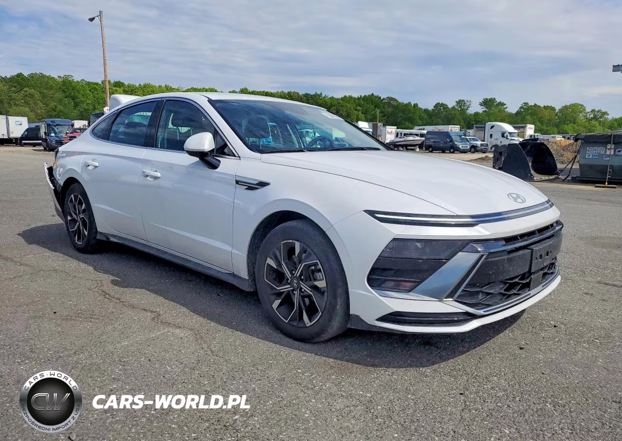 2025 Hyundai Sonata Sel VIN:KMHL64JA8SA447808 - 4