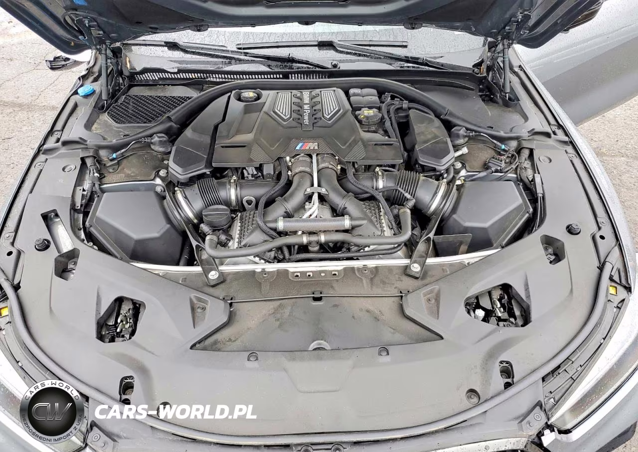 2023 BMW M8 VIN:WBSDZ0C07PCL76053 - 11