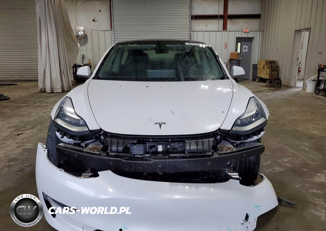 2018 Tesla Model 3 VIN:5YJ3E1EB8JF093884 - 5