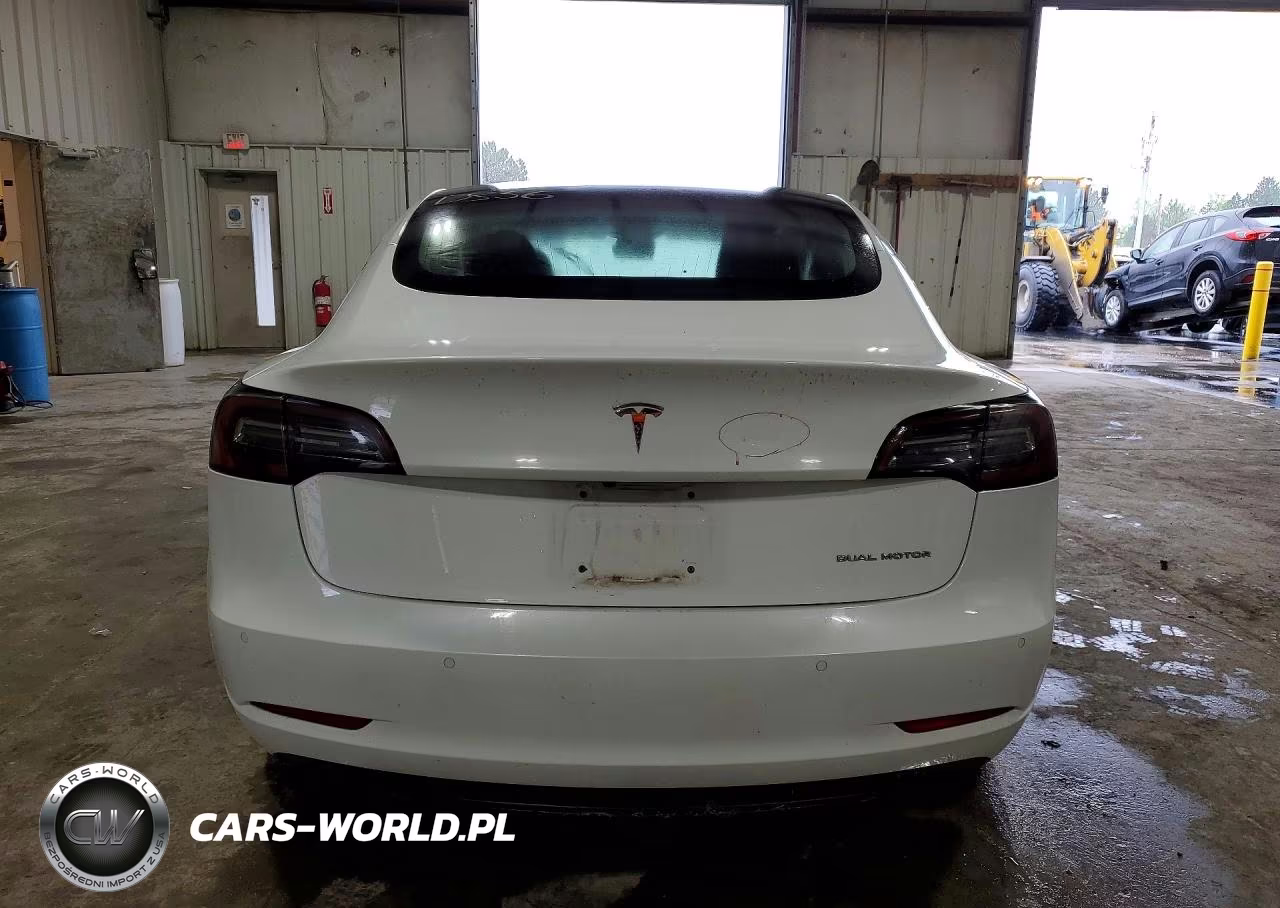 2018 Tesla Model 3 VIN:5YJ3E1EB8JF093884 - 6