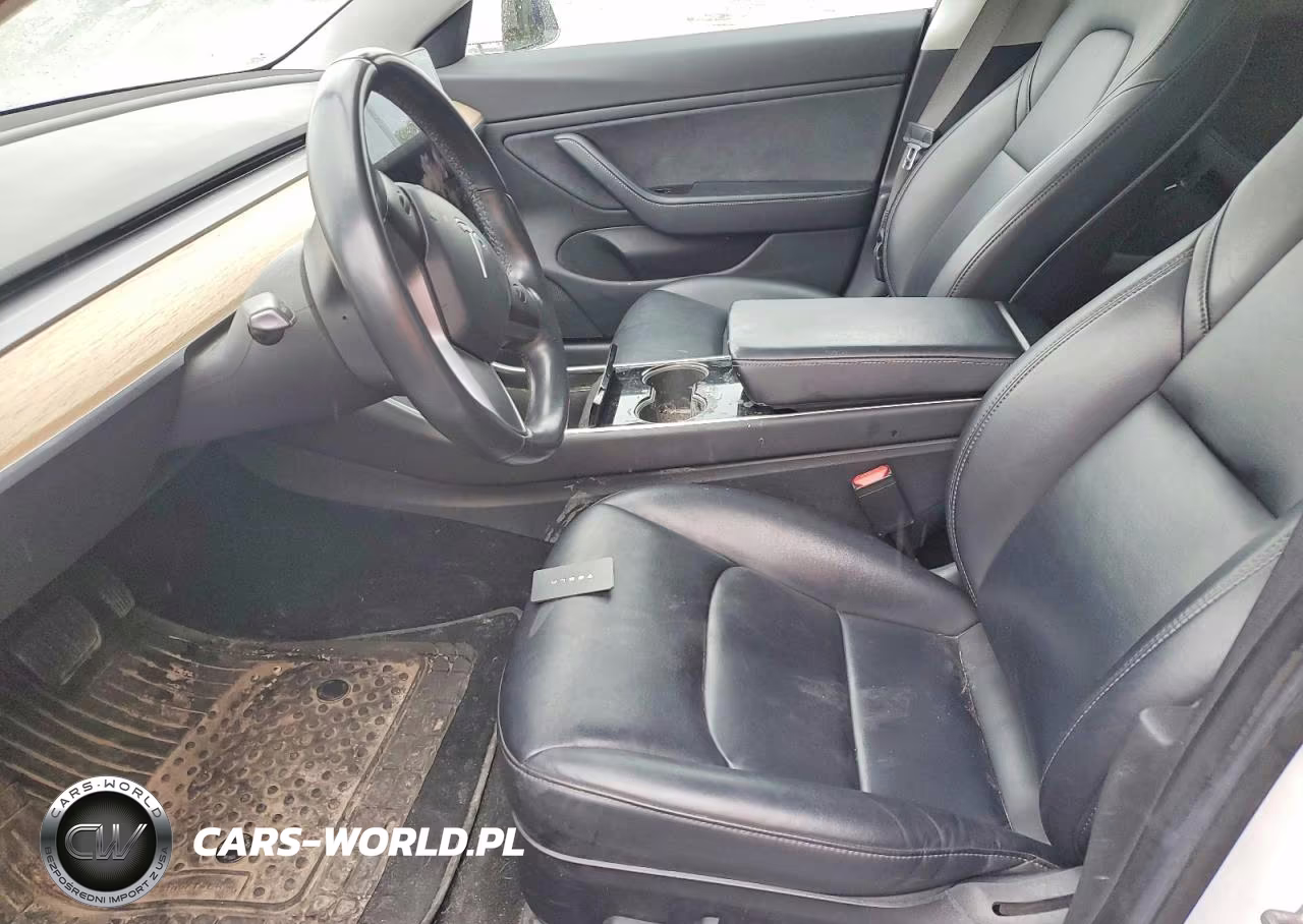 2018 Tesla Model 3 VIN:5YJ3E1EB8JF093884 - 7