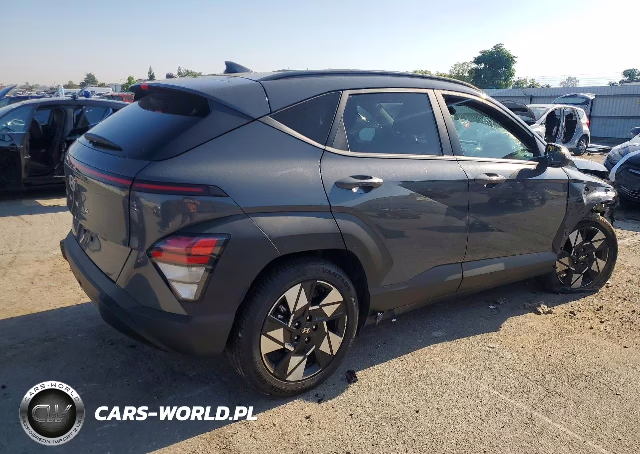 2025 Hyundai Kona Sel VIN:KM8HB3AB6SU334250 - 3