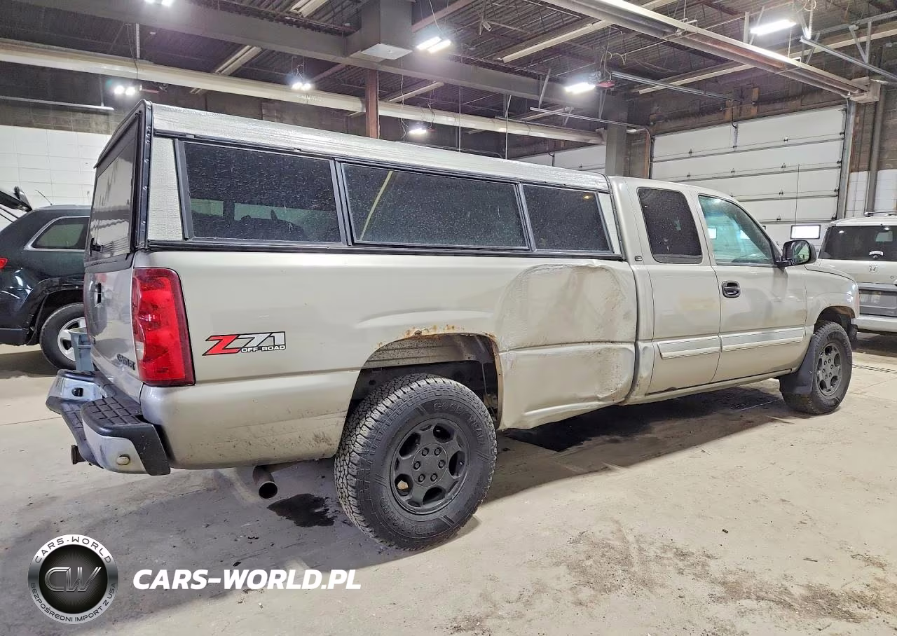 2003 Chevrolet Silverado K1500 VIN:1GCEK19T43E298904 - 3