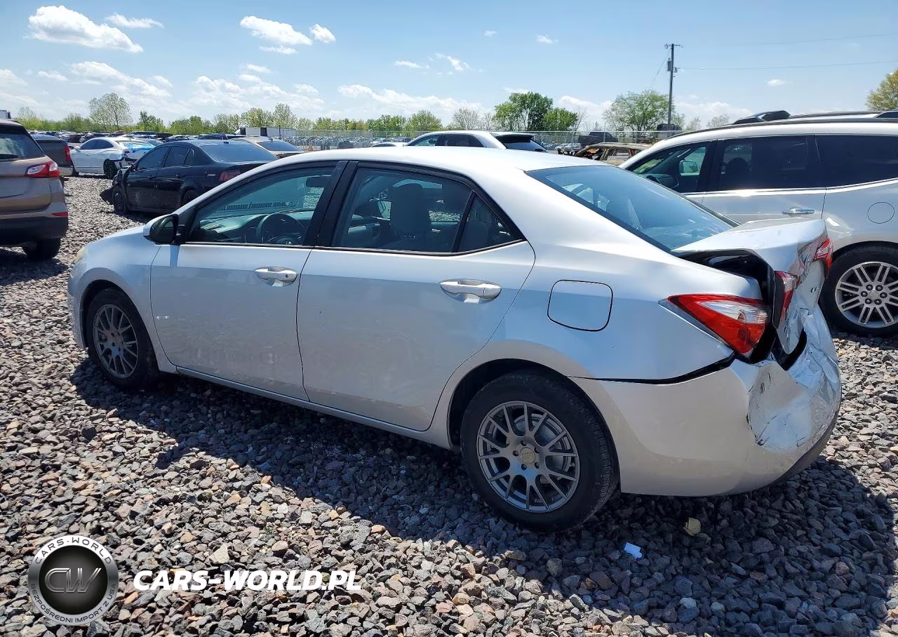 2015 Toyota Corolla Le VIN:5YFBURHE0FP240164 - 2