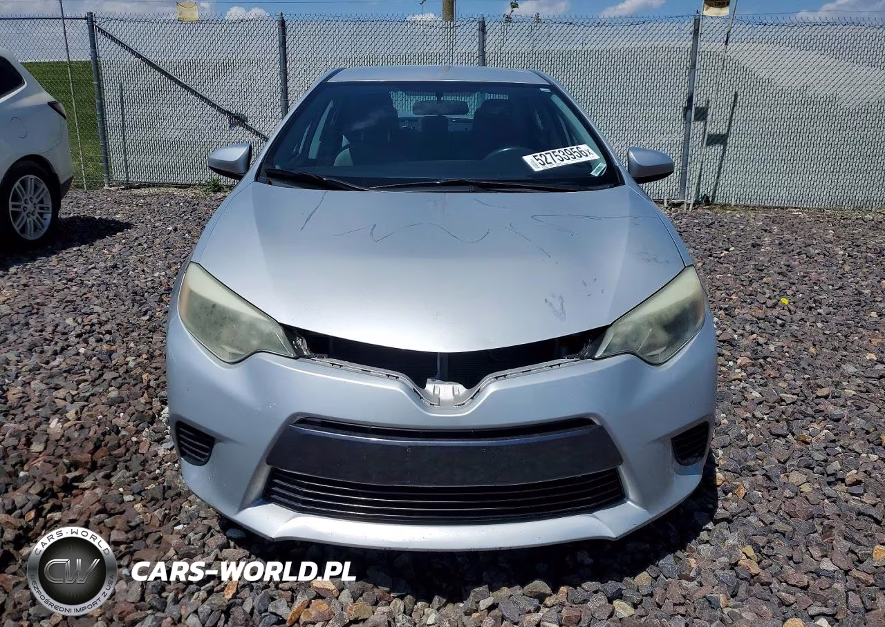 2015 Toyota Corolla Le VIN:5YFBURHE0FP240164 - 5