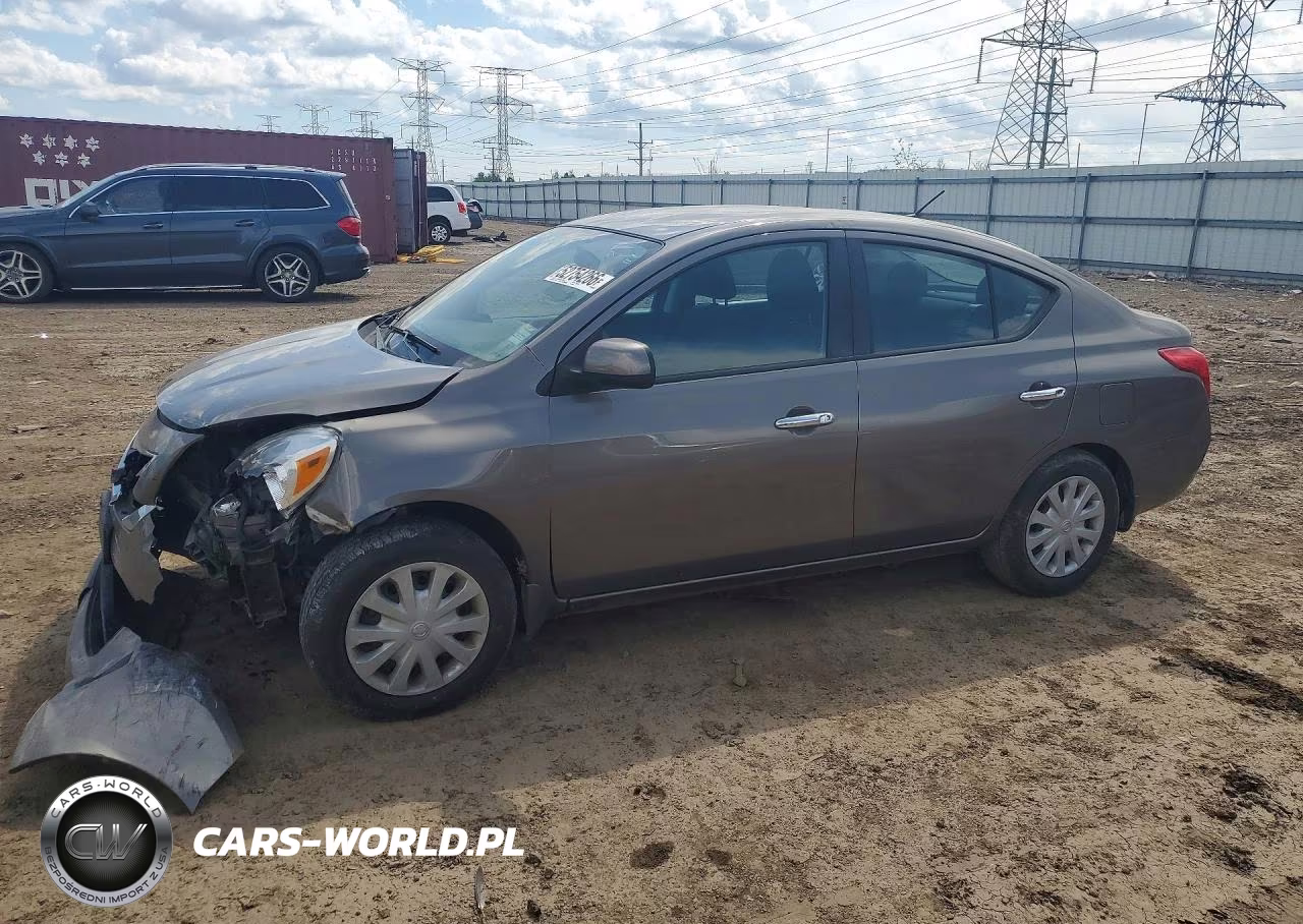 2012 Nissan Versa 1.6 S